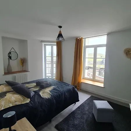 La Roche Du Roy Apartment *