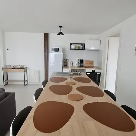La Roche Du Roy Apartment *