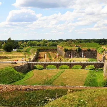 La Roche Du Roy * Rocroi